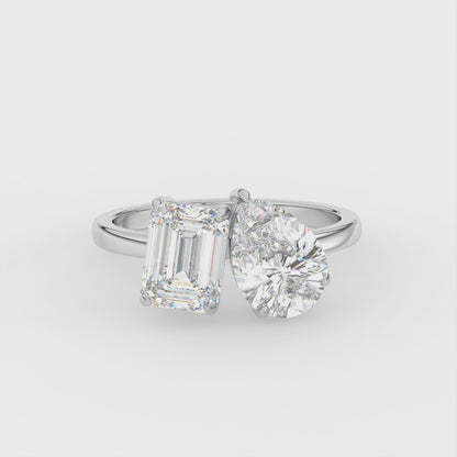4ct Toi et Moi Pear and Emerald Lab Diamond Ring - E/VVS Platinum